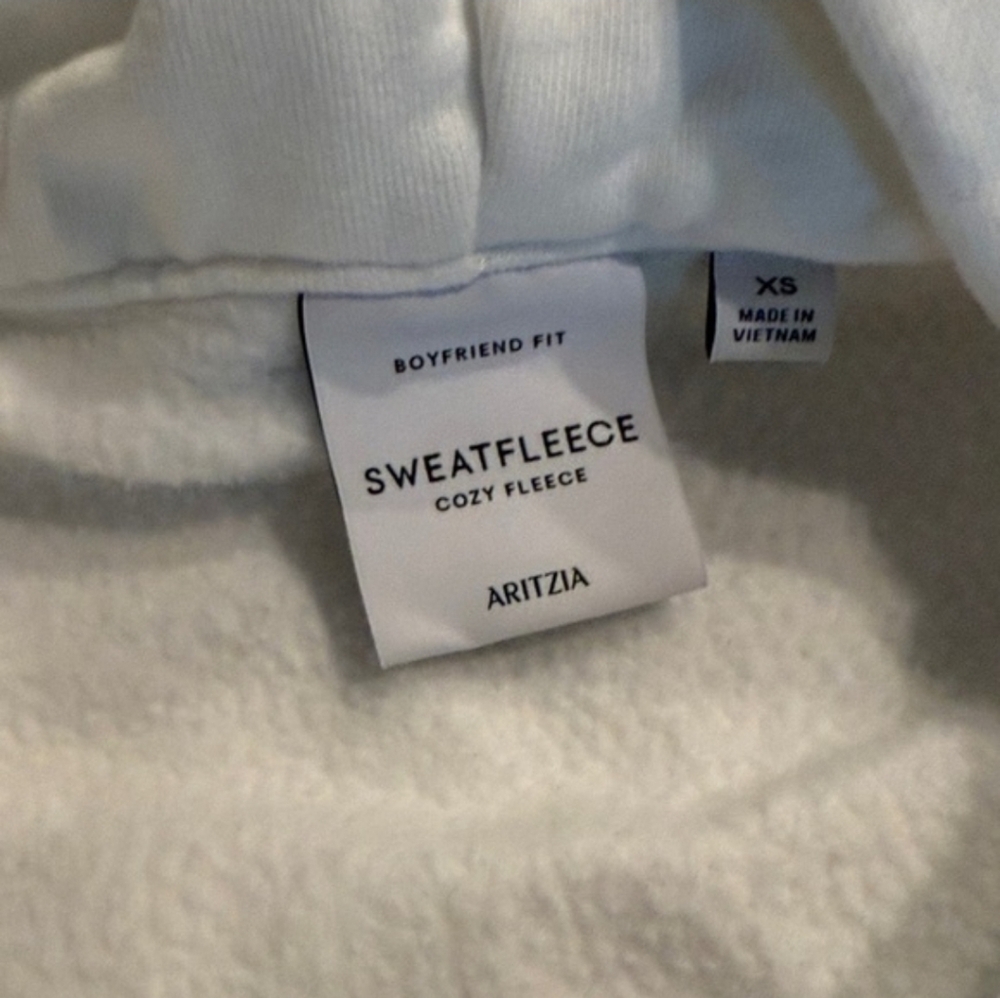 LAST 24 HRS MOVING SALE Aritzia Sweatfleece Set in White - Picture 6 of 6